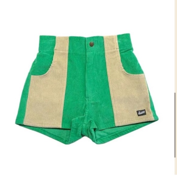 ✨Hammie’s✨ Corduroy Shorts - Picture 5 of 5